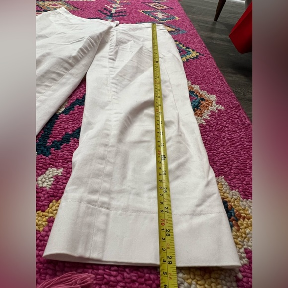 Laundry white capris - Picture 2 of 2